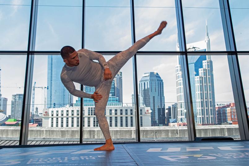 NASHVILLE, TENNESSEE - MARCH 20: Anthony Pettis works out at at the Country Music Hall of Fame and Museum on March 20, 2019 in Nashville, Tennessee. (Photo by Frederick Breedon/Zuffa LLC/Zuffa LLC)