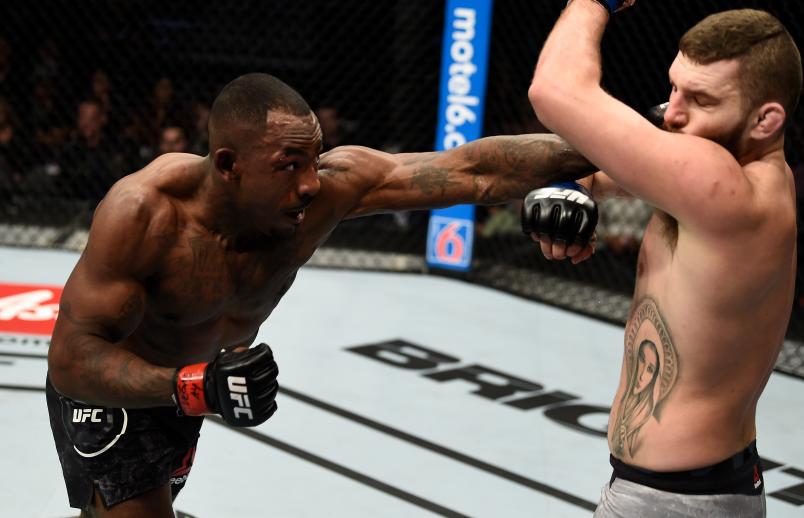 LAS VEGAS, NV - DECEMBER 30: (L-R) Khalil Rountree Jr. punches Michal Oleksiejczuk of Poland in their light heavyweight bout during the UFC 219 event inside T-Mobile Arena on December 30, 2017 in Las Vegas, Nevada. (Photo by Jeff Bottari/Zuffa LLC/Zuffa LLC via Getty Images)