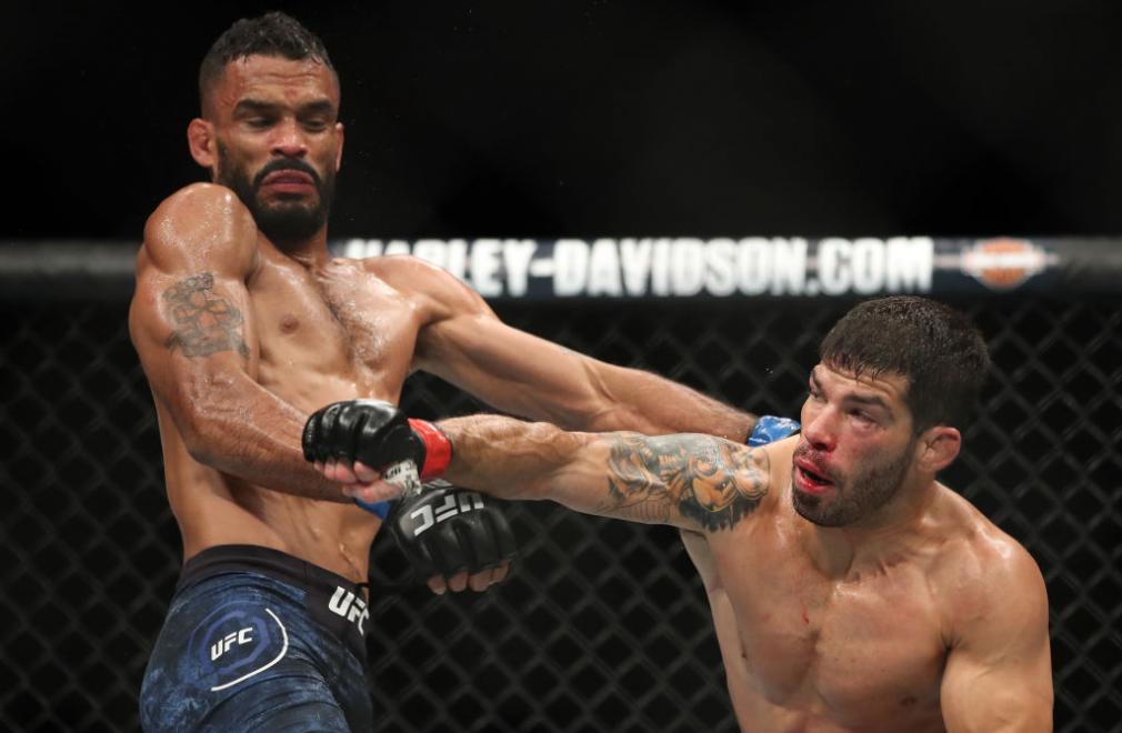 Raphael Assunção luta no UFC